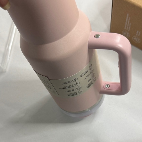 Stanley Pink Thermos - Picture 7 of 7